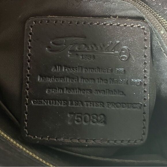 FOSSIL Brown Leather Crossbody Shoulder Bag 75082 Pebbled Key Adjustable Strap - Picture 4 of 9